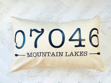 Load image into Gallery viewer, Lakeside Accent Pillow
