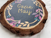 Load image into Gallery viewer, Lovely Floral Tree Slice Ornament
